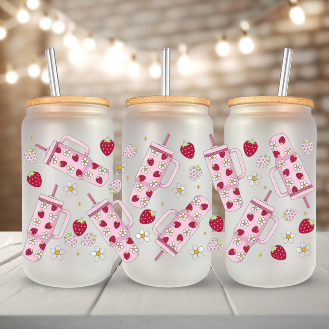 Strawberry Cup Wrap – Reusable 16oz Cold Cup Wrap for Iced Coffee Lovers